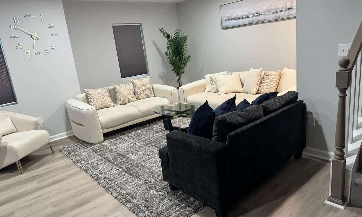 Photo of Livingroom in Bowie
