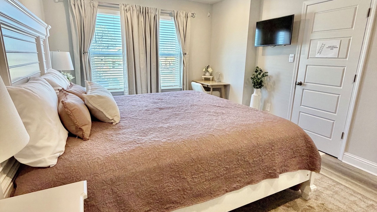Photo of Bedroom in Ocean Springs