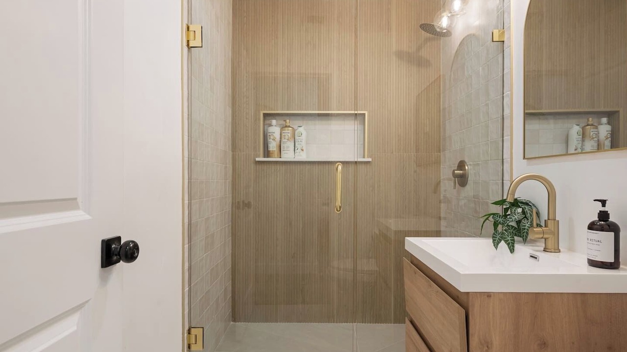 Photo of Bathroom in South of Conant