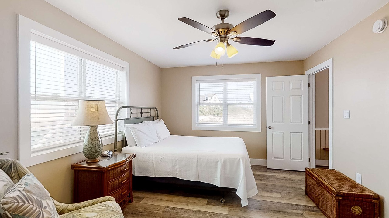 Photo of Bedroom in Surf Side Shores
