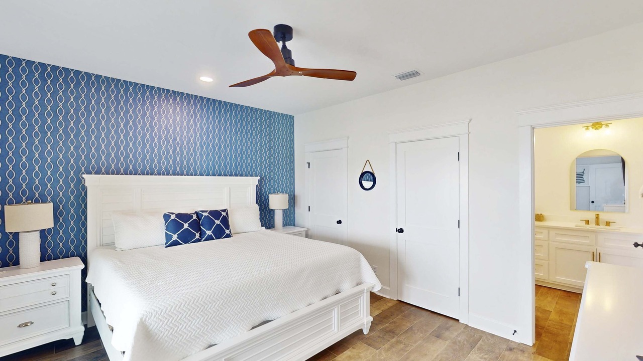 Photo of Bedroom in Dauphin Island