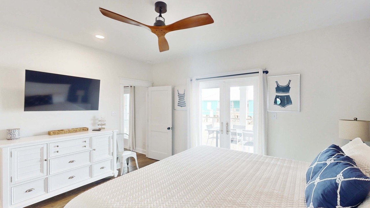 Photo of Bedroom in Dauphin Island