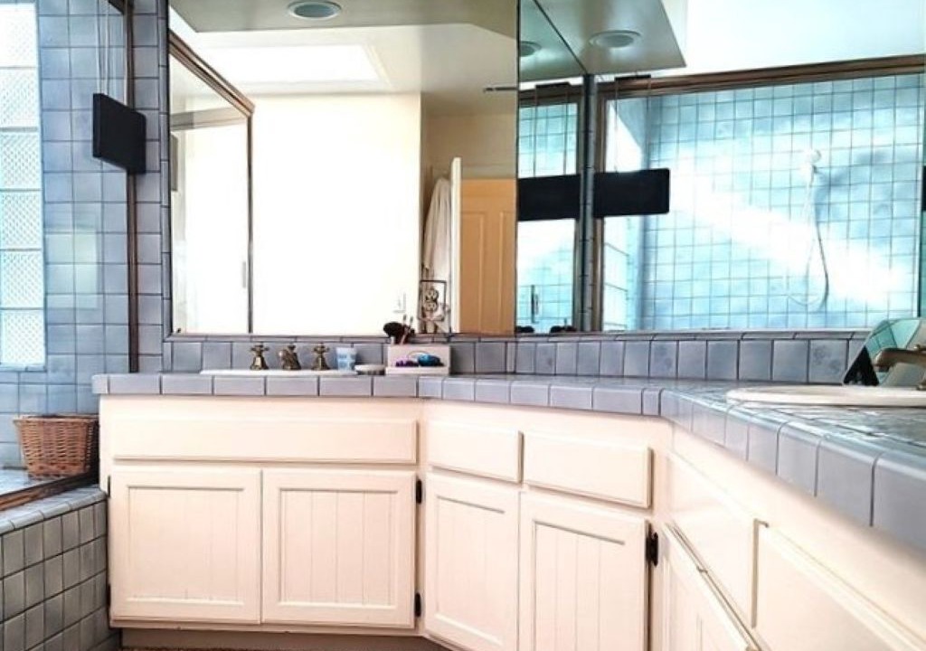 Photo of Bathroom in Old Towne