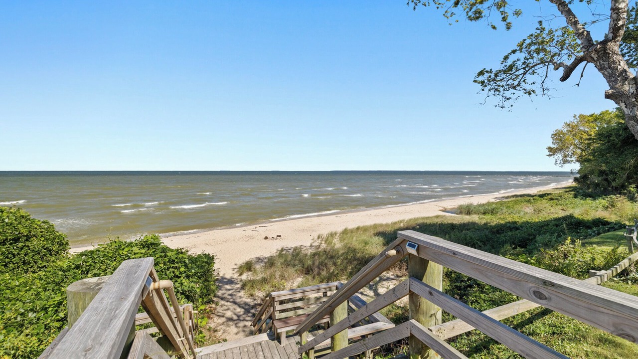 Photo of Others in Calvert Beach-Long Beach