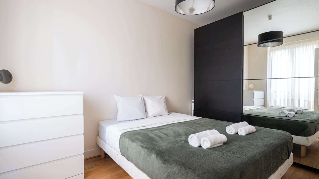 Photo of Bedroom in Grenelle