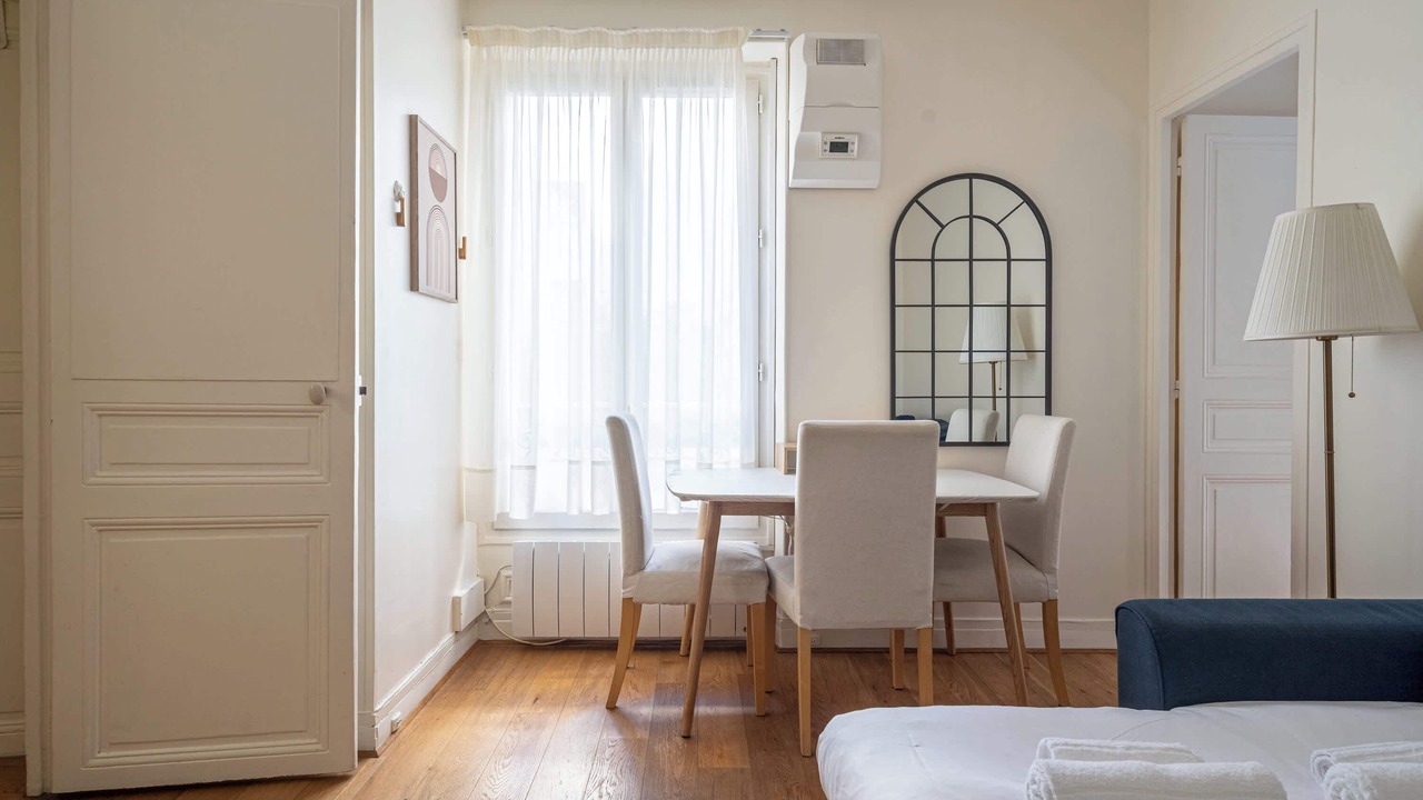 Photo of Bedroom in Grenelle
