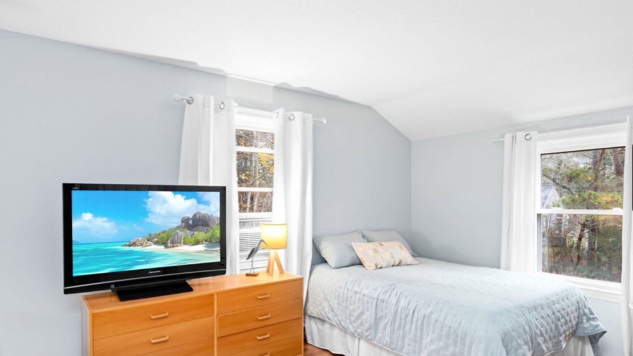 Photo of Bedroom in Brewster