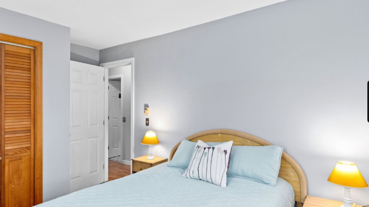 Photo of Bedroom in Brewster