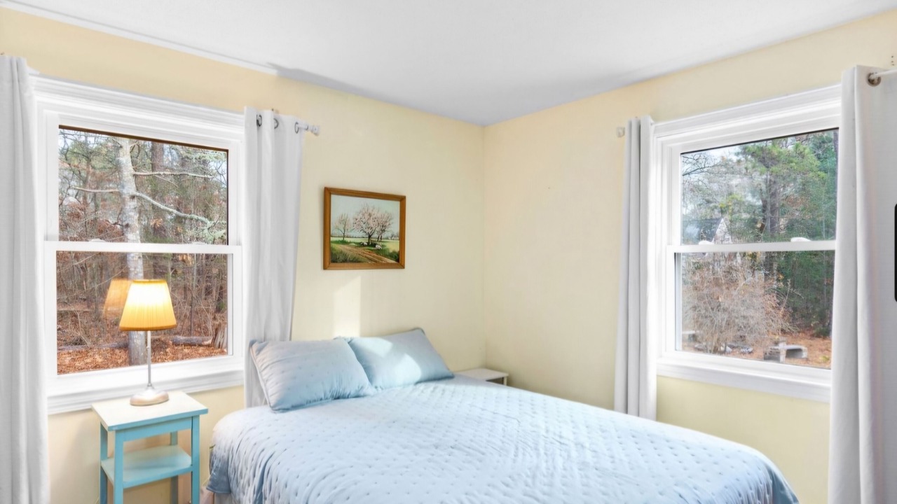 Photo of Bedroom in Brewster