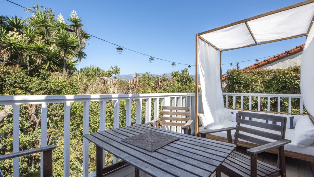 Photo of Outdoor in West Beach