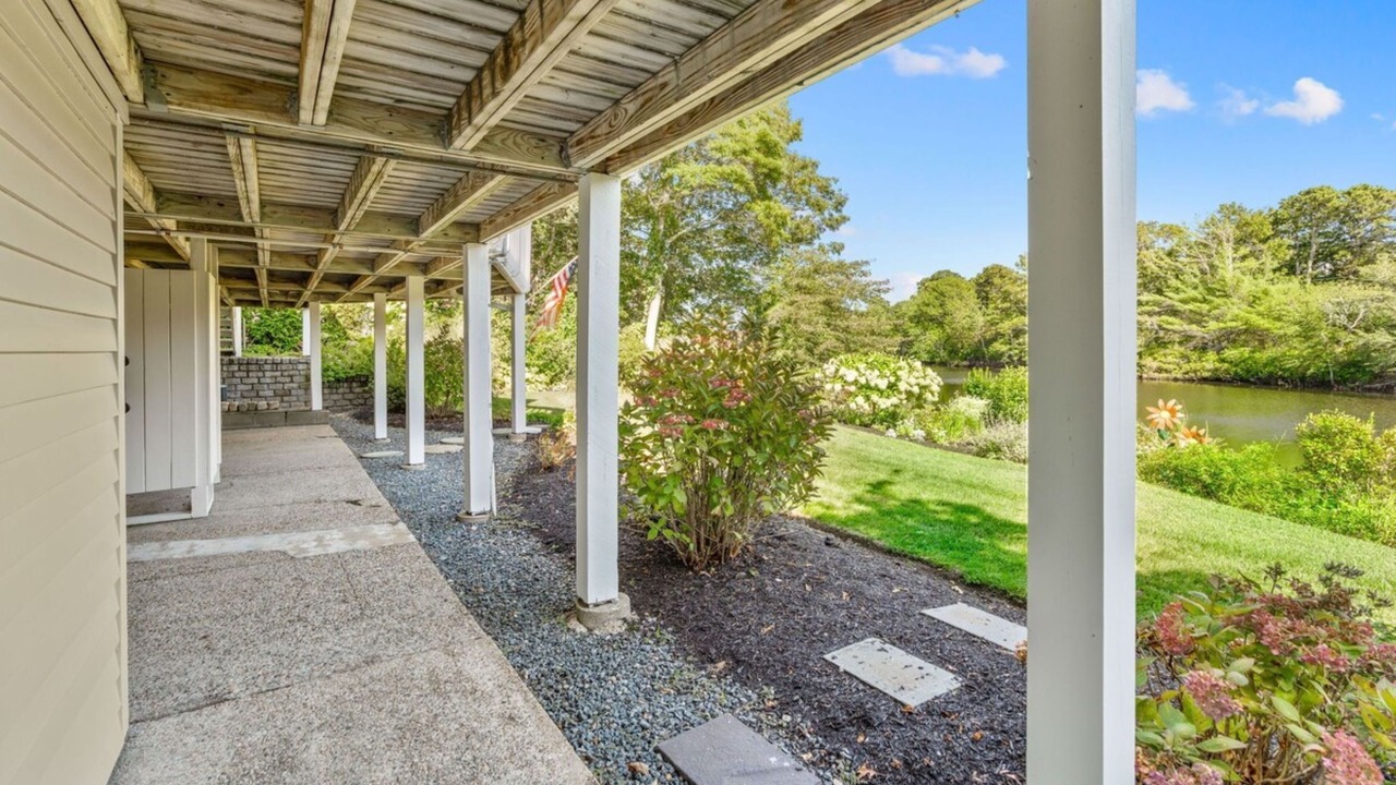 Photo of Outdoor in Popponesset