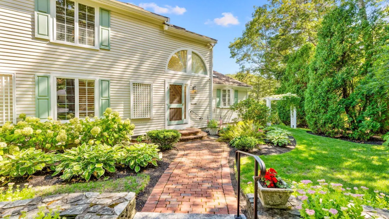 Photo of Outdoor in Popponesset
