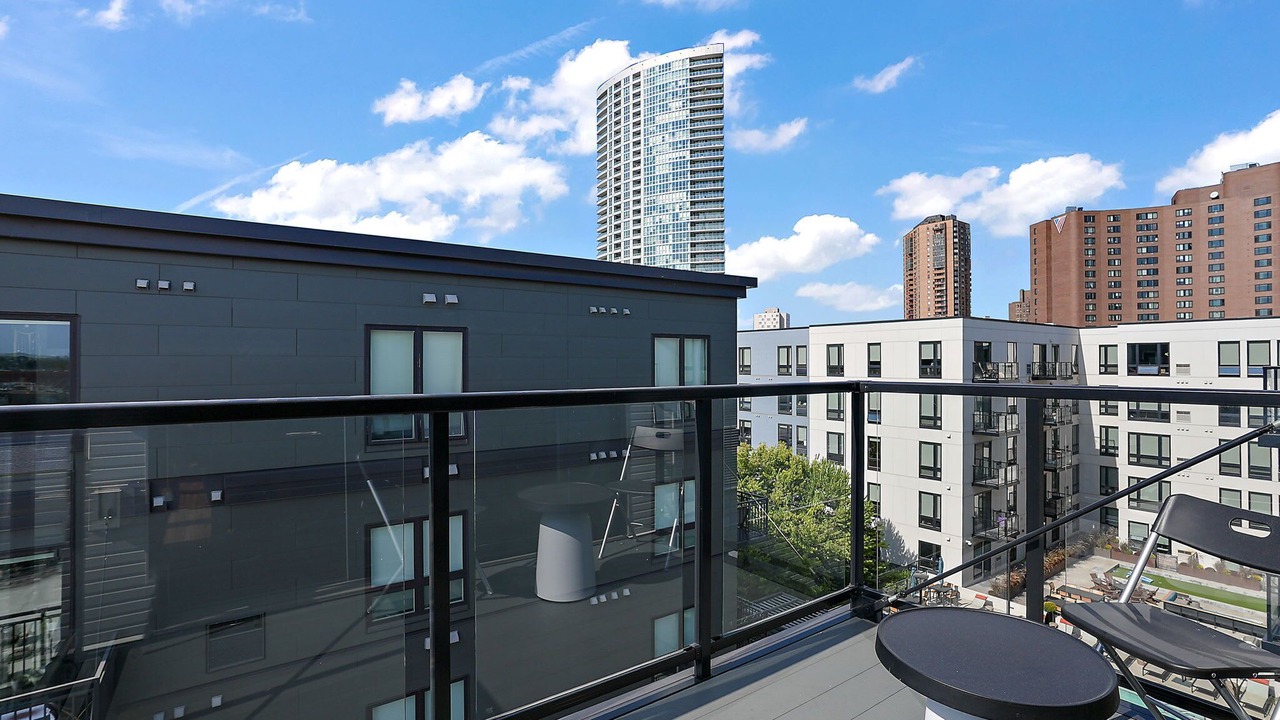 Photo of Patio Balcony in Downtown Minneapolis