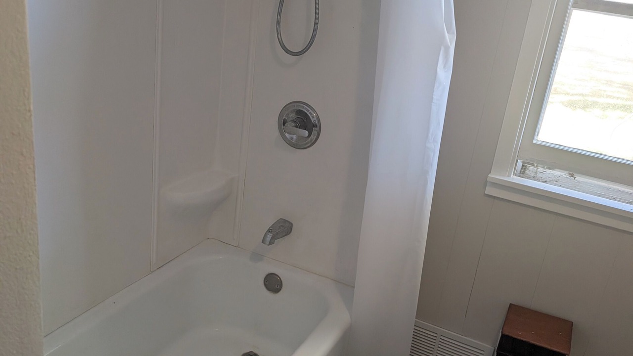 Photo of Bathroom in Alexandria