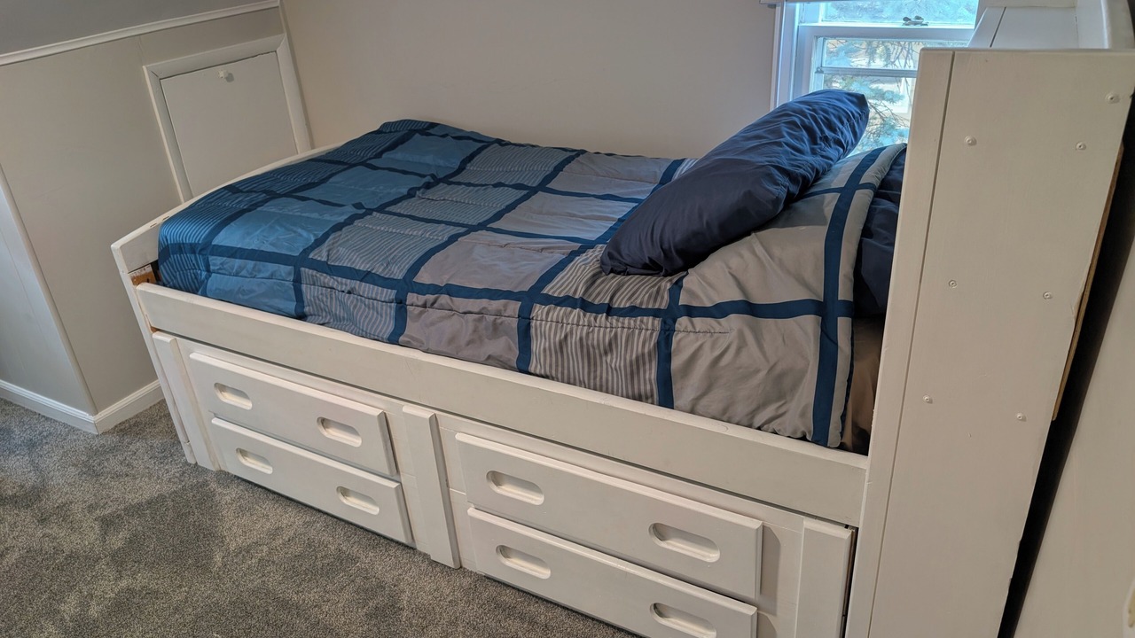 Photo of Bedroom in Alexandria