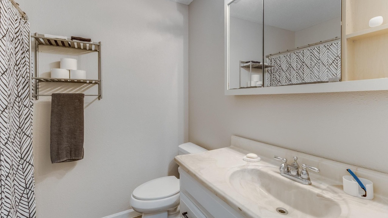 Photo of Bathroom in Ocean Springs