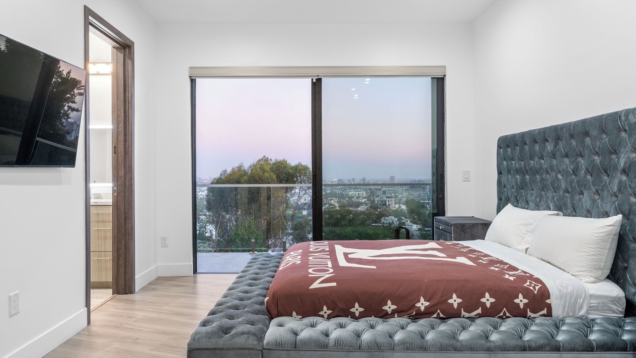 Photo of Bedroom in Hollywood Hills