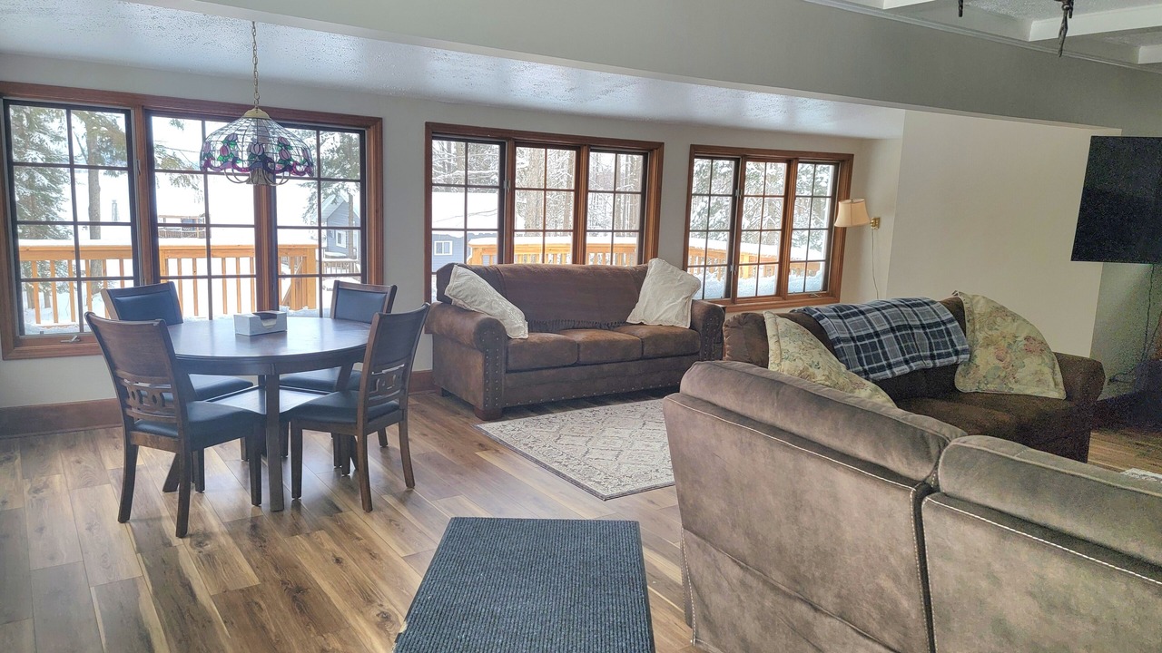 Photo of Livingroom in Park Falls