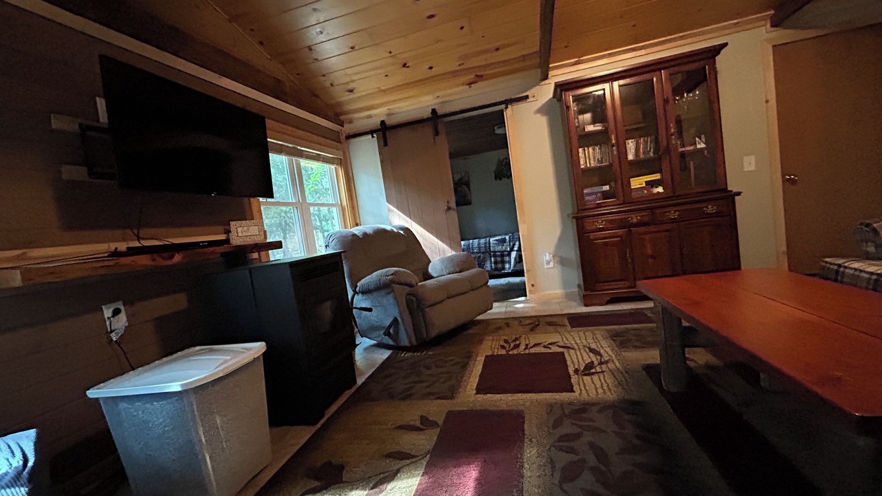 Photo of Livingroom in Redgranite