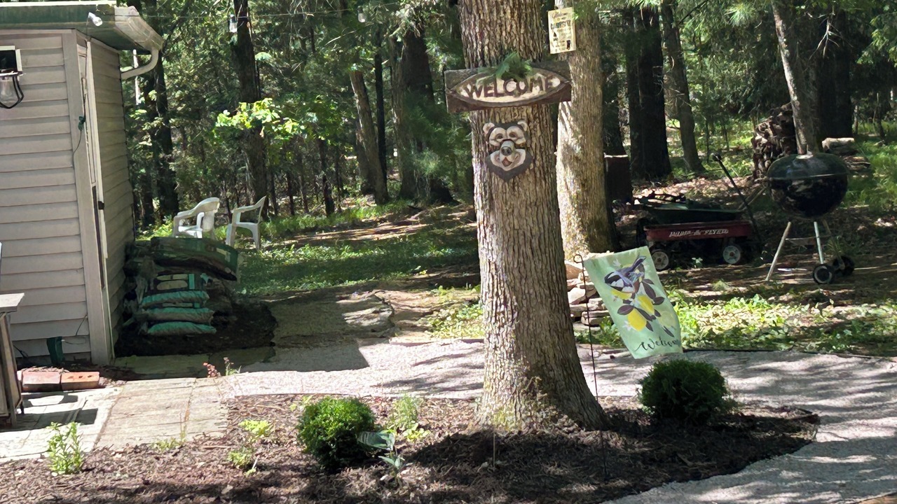 Photo of Outdoor in Redgranite