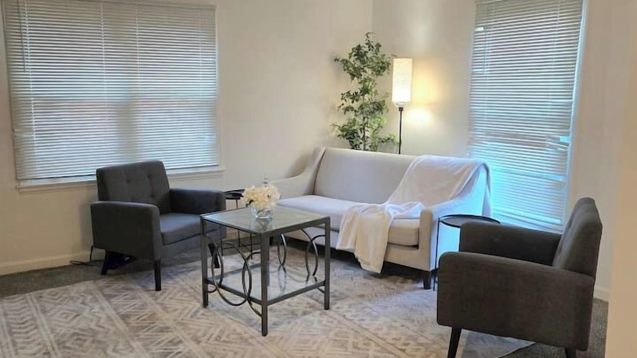 Photo of Livingroom in Victory