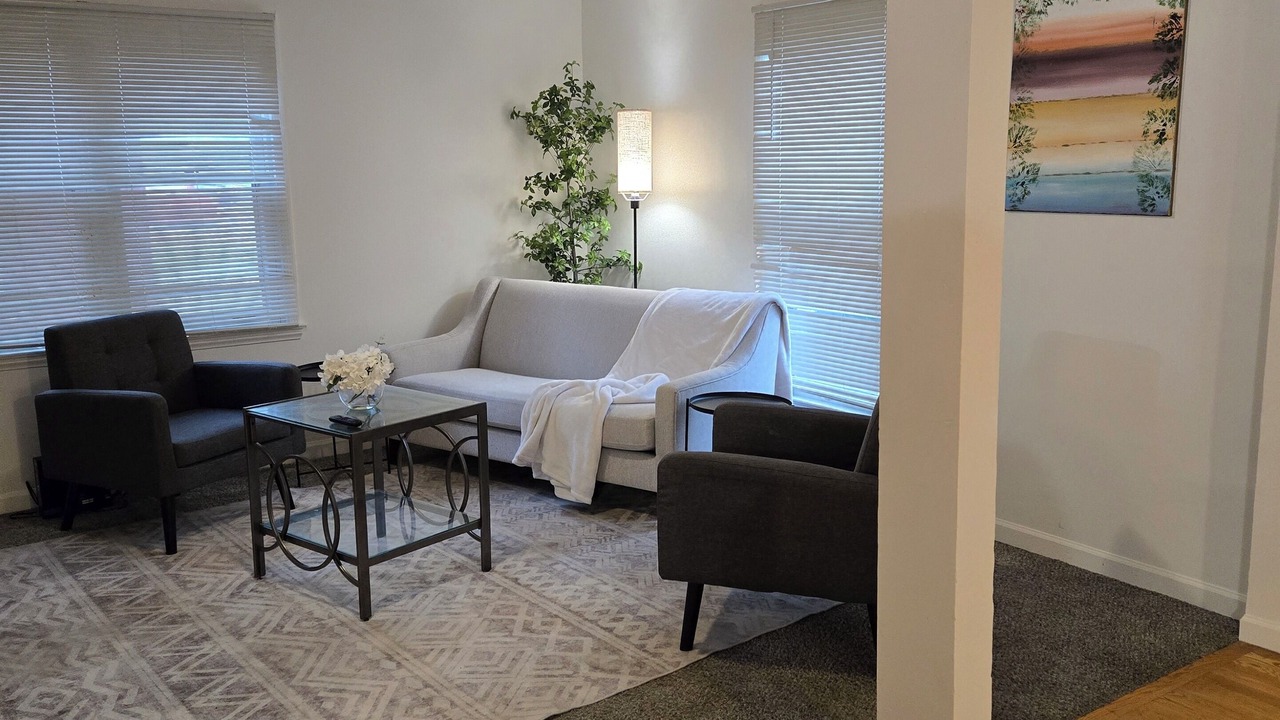 Photo of Livingroom in Victory