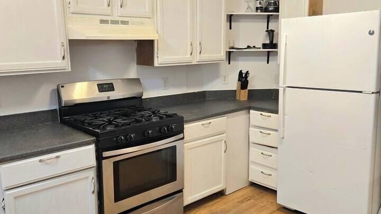 Photo of Kitchen in Victory