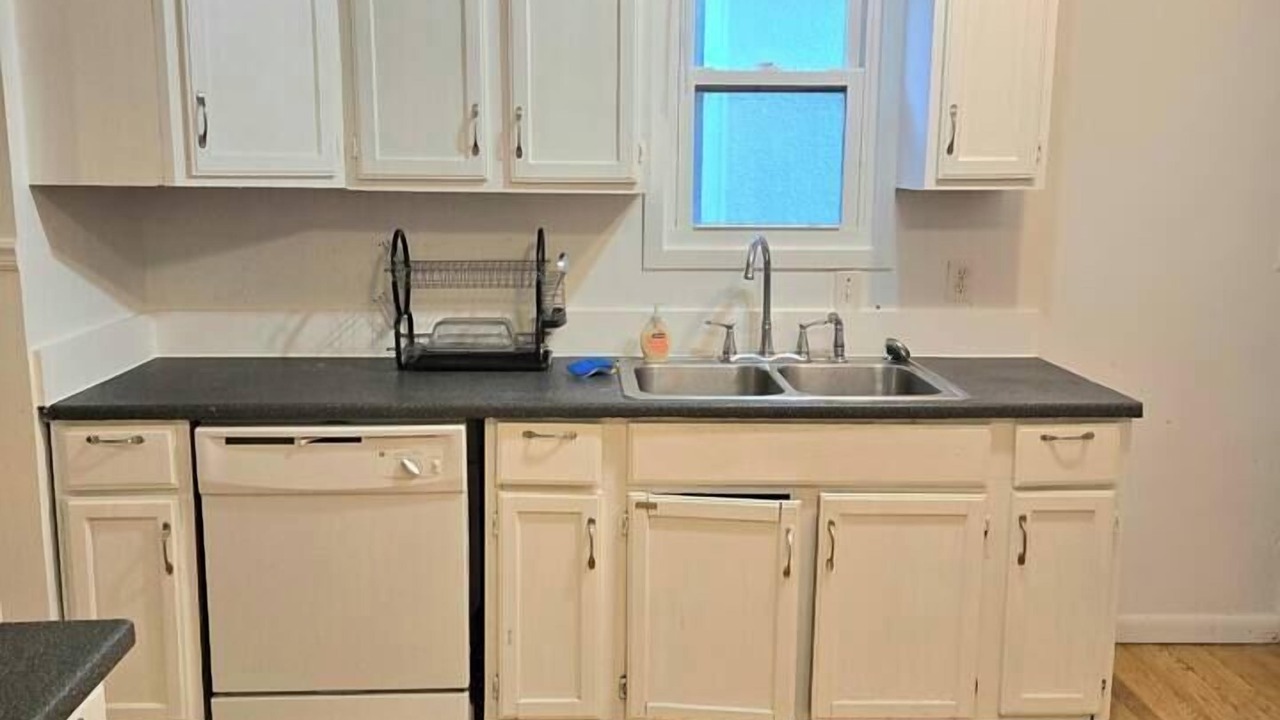 Photo of Kitchen in Victory
