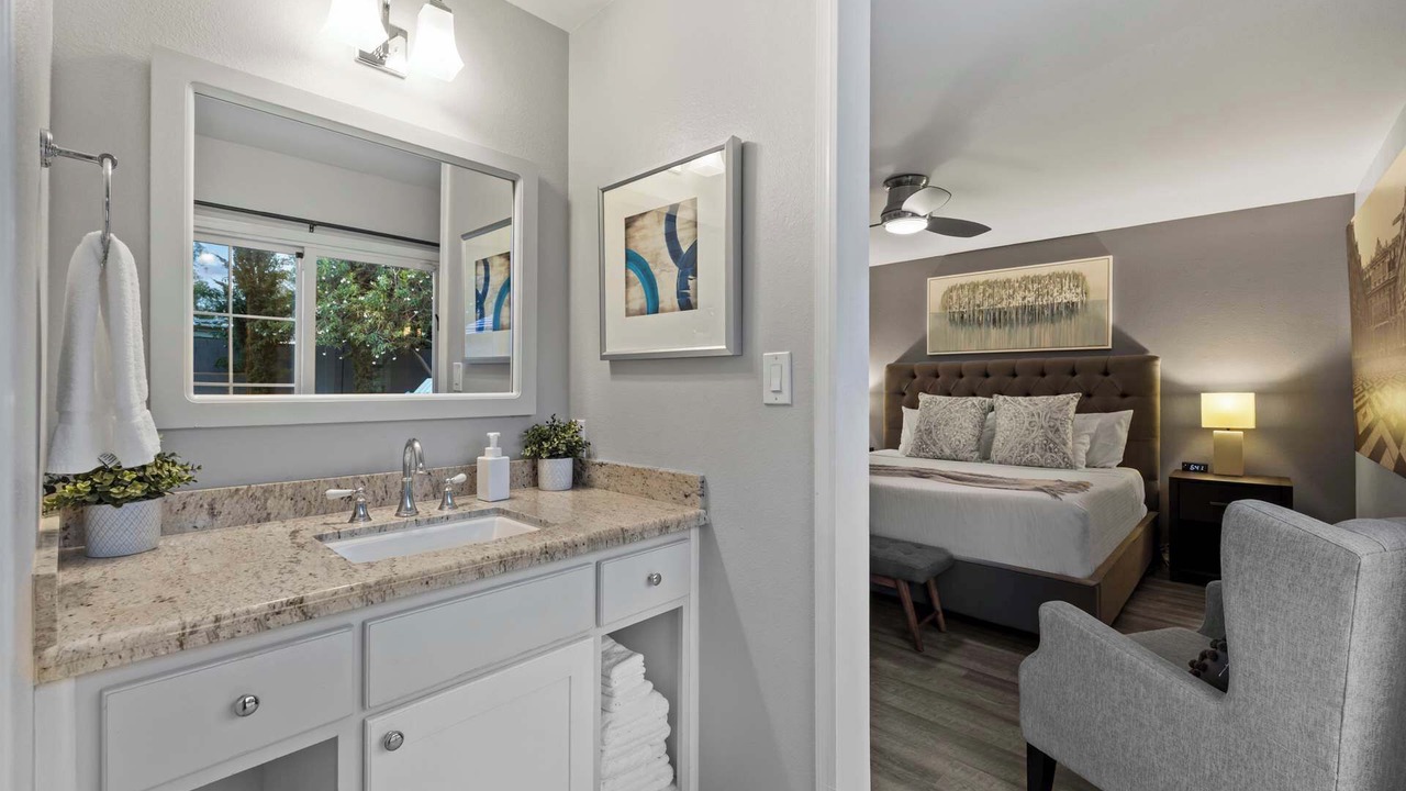 Photo of Bathroom in Raskin Estates