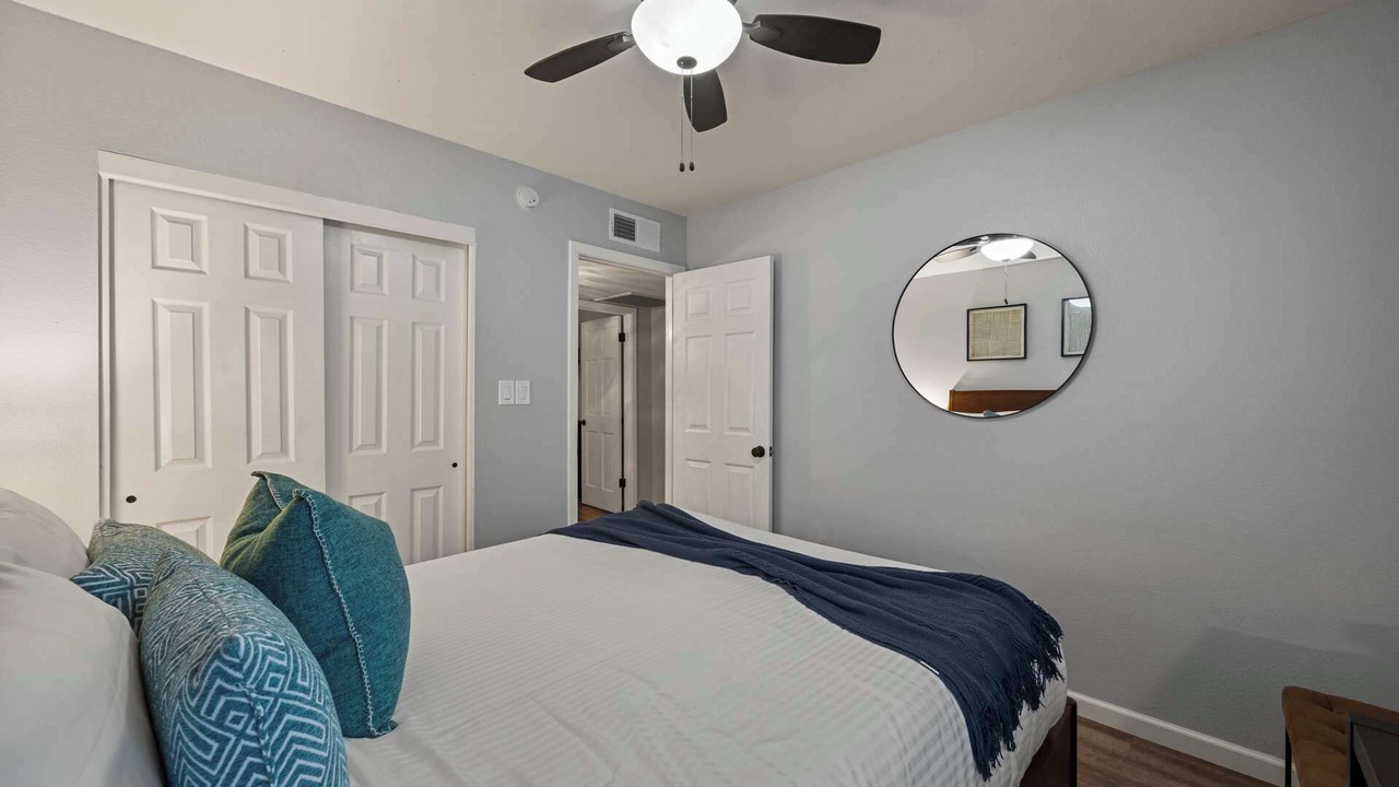 Photo of Bedroom in Raskin Estates