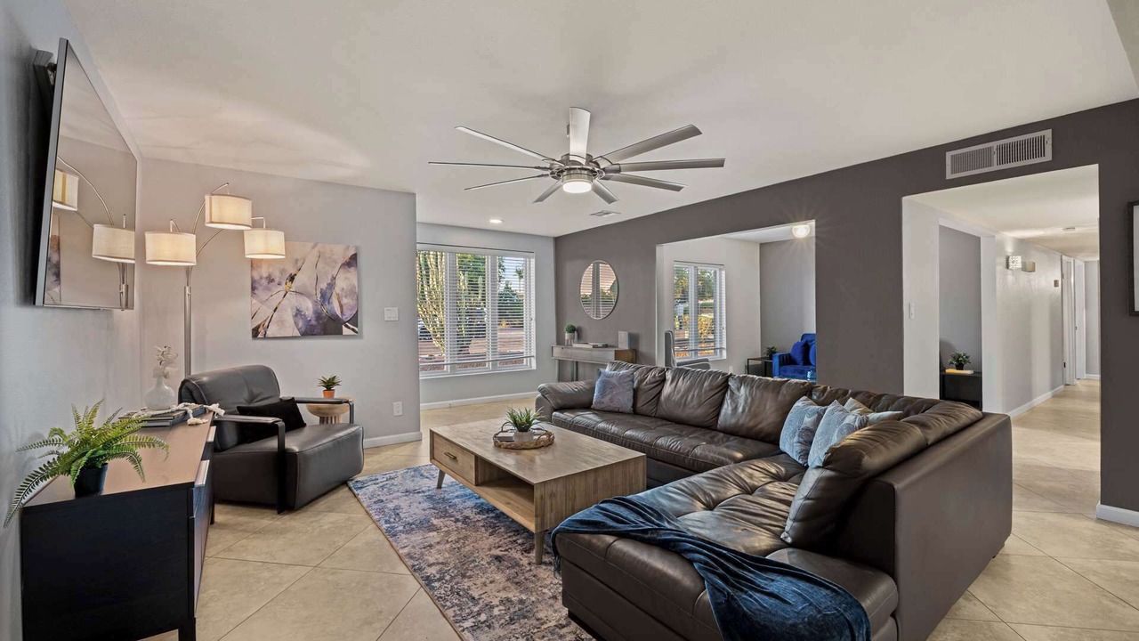 Photo of Bedroom in Raskin Estates