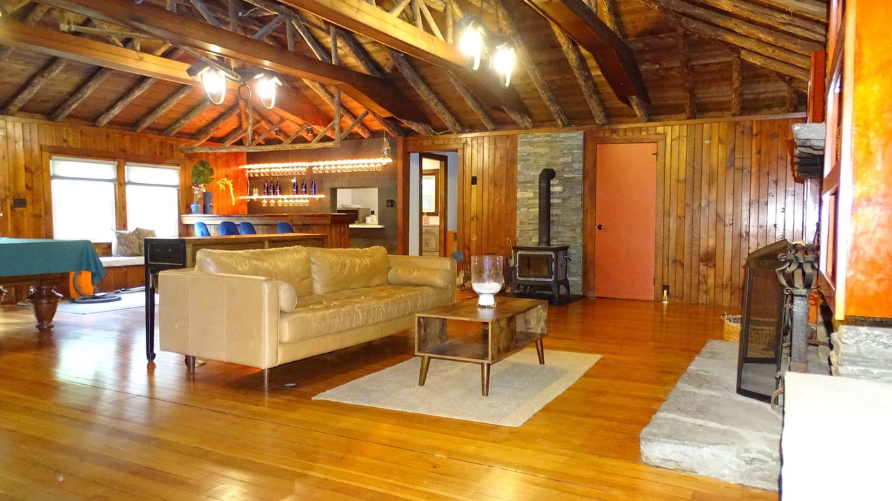 Photo of Livingroom in Northborough