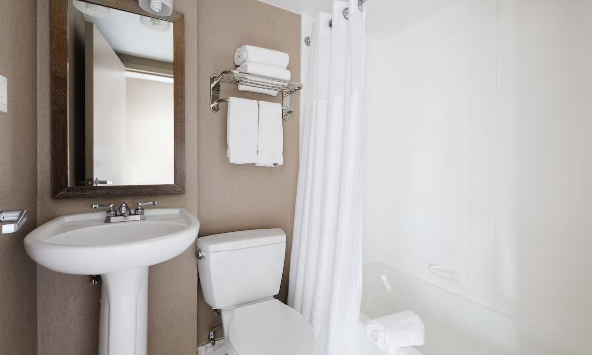 Photo of Bathroom in West End