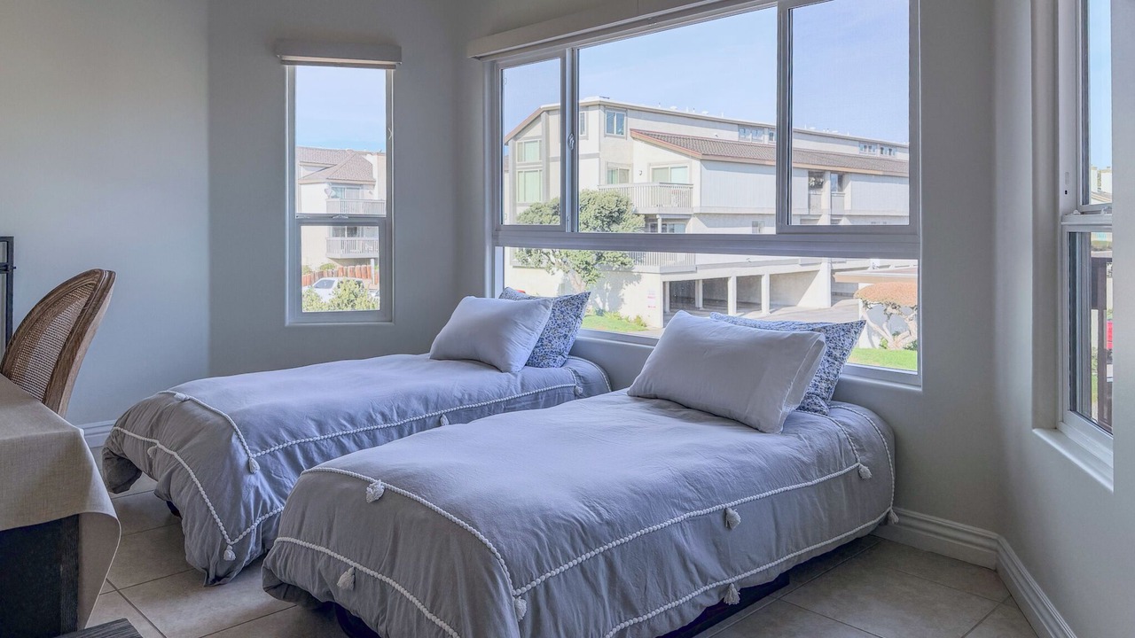 Photo of Bedroom in Hollywood Beach