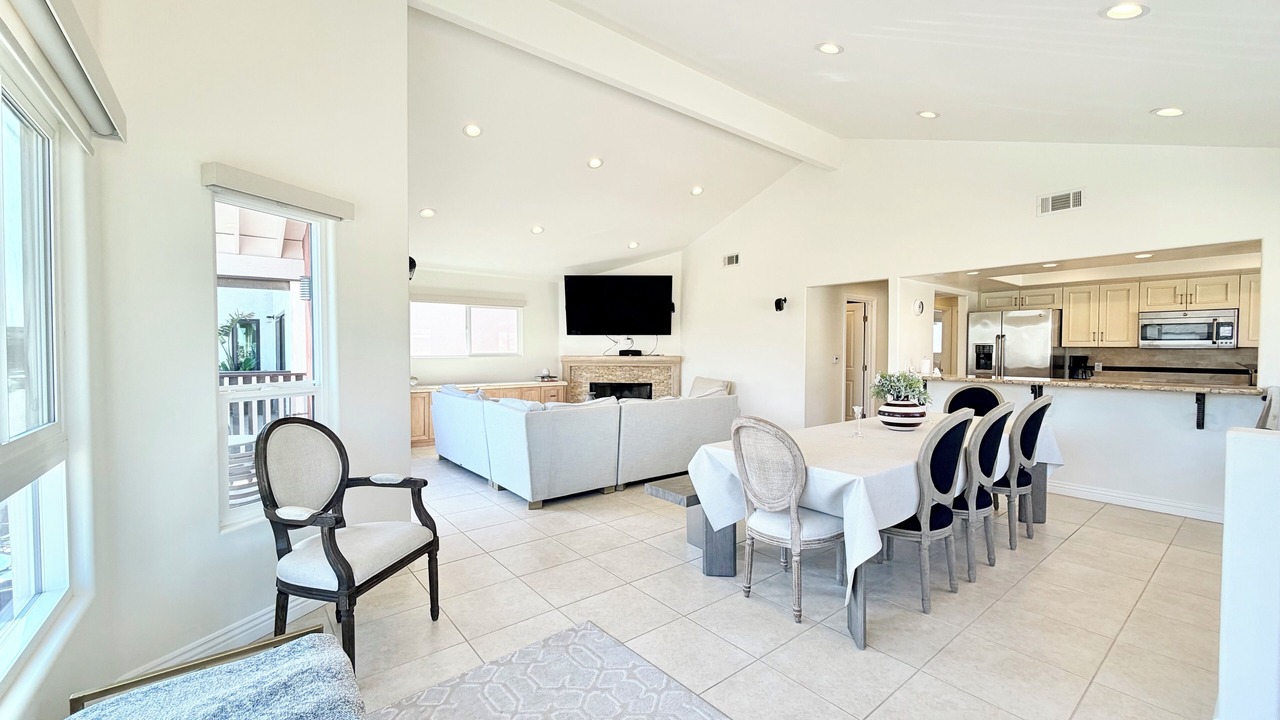 Photo of Livingroom in Hollywood Beach