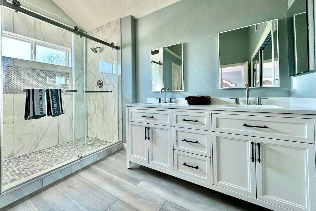 Photo of Bathroom in Oxnard