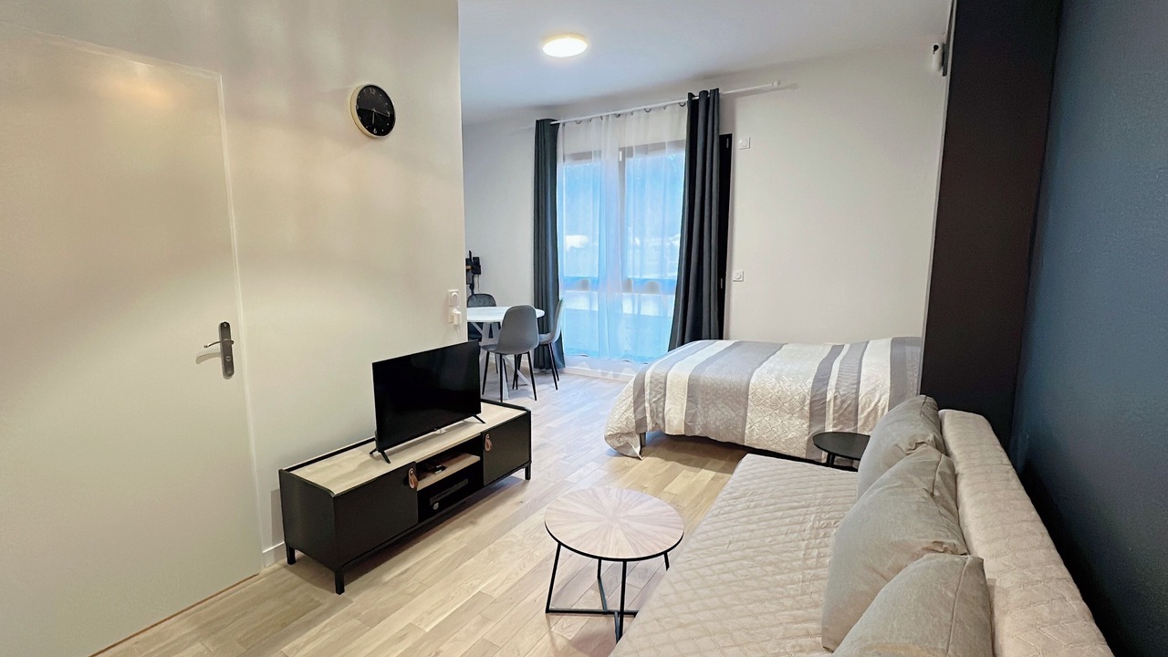 Photo of Bedroom in Villepinte