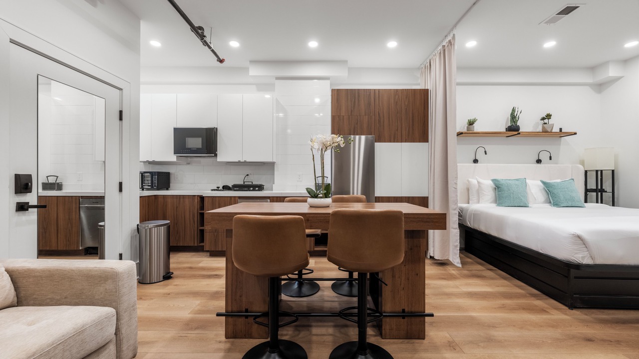 Photo of Livingroom in Fenway–Kenmore