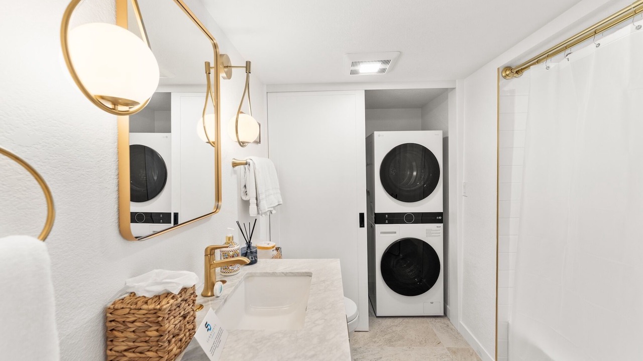 Photo of Bathroom in Ventura