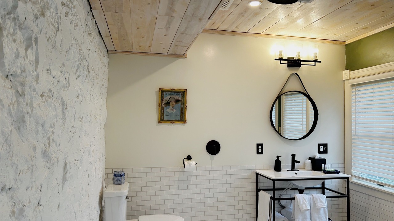 Photo of Bathroom in Osceola