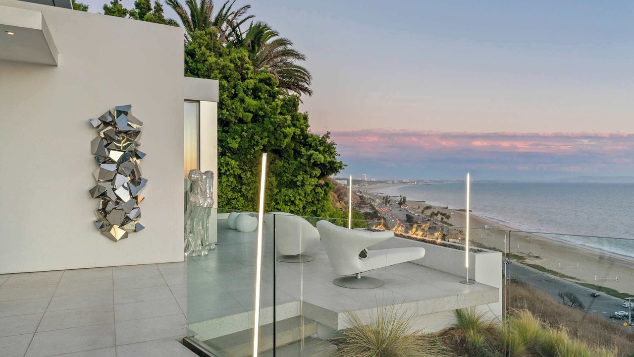 Photo of Patio Balcony in Pacific Palisades