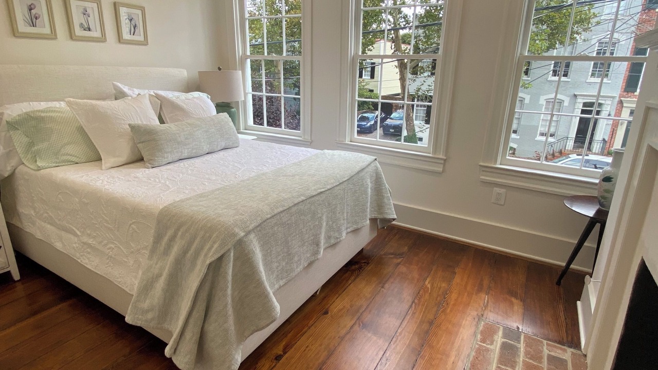 Photo of Bedroom in Old Town Alexandria