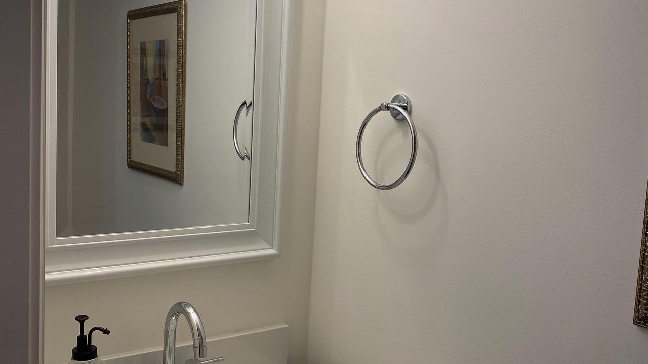 Photo of Bathroom in Old Town Alexandria