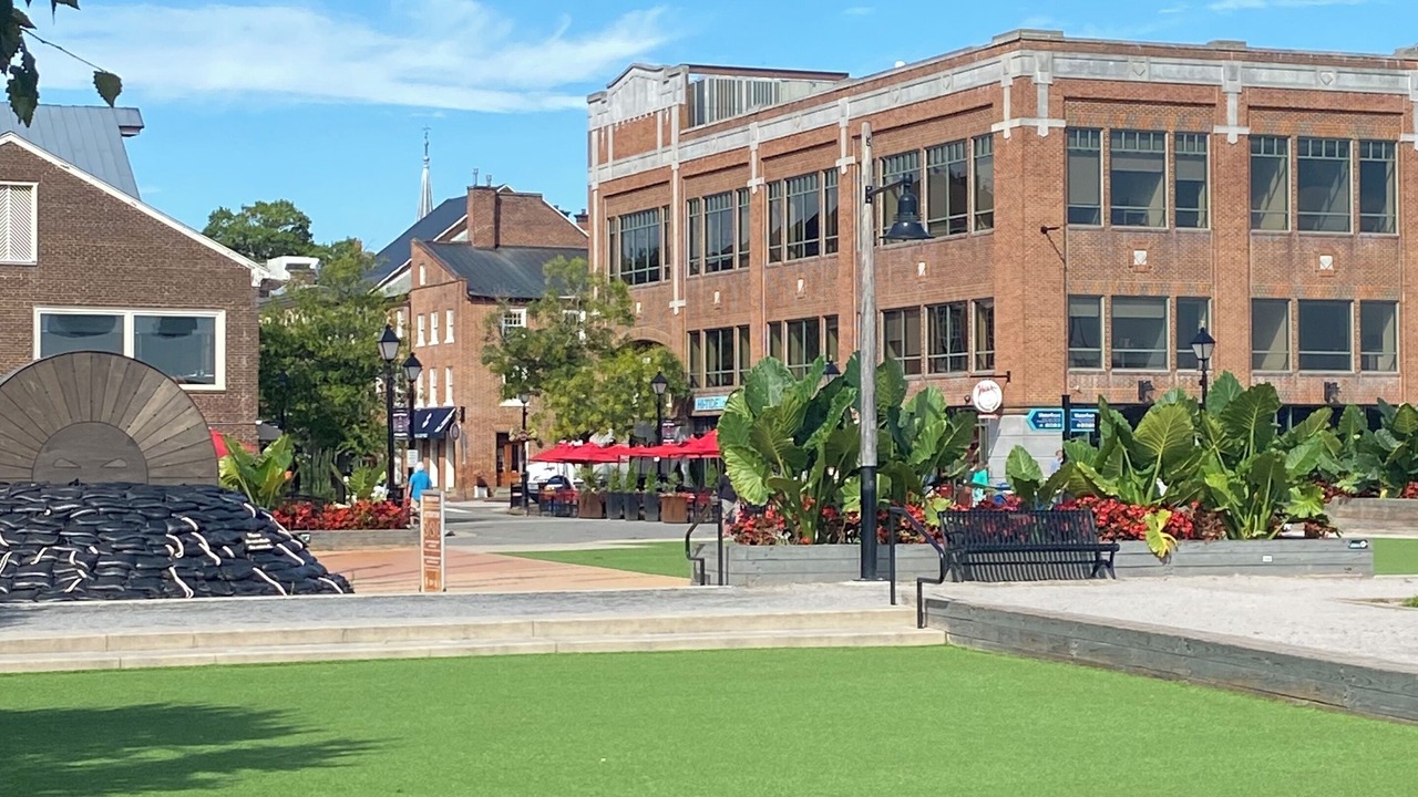 Photo of Others in Old Town Alexandria
