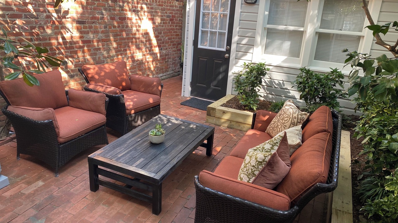 Photo of Patio Balcony in Old Town Alexandria