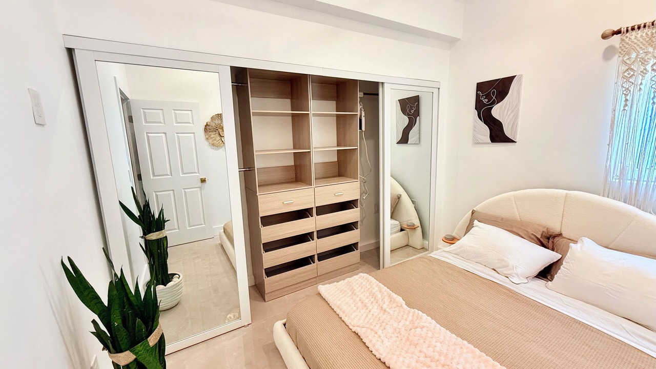 Photo of Bedroom in West Hills