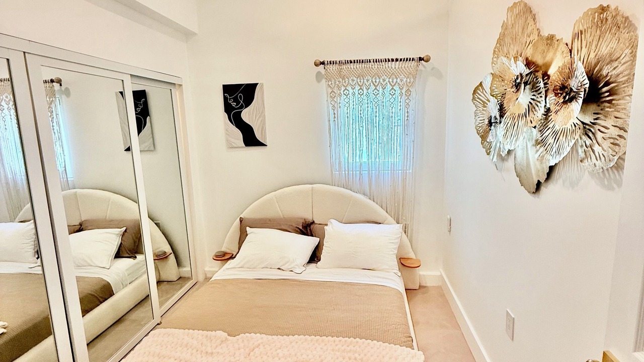 Photo of Bedroom in West Hills