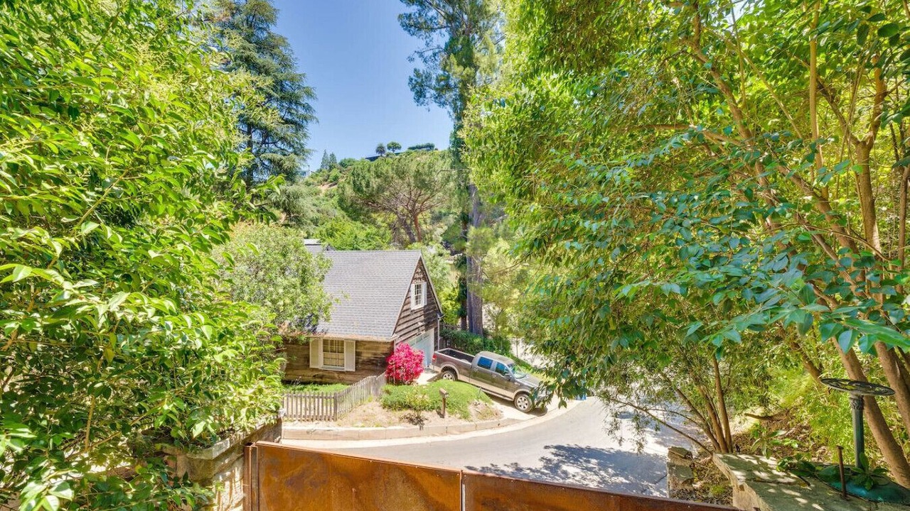 Photo of Outdoor in Sherman Oaks