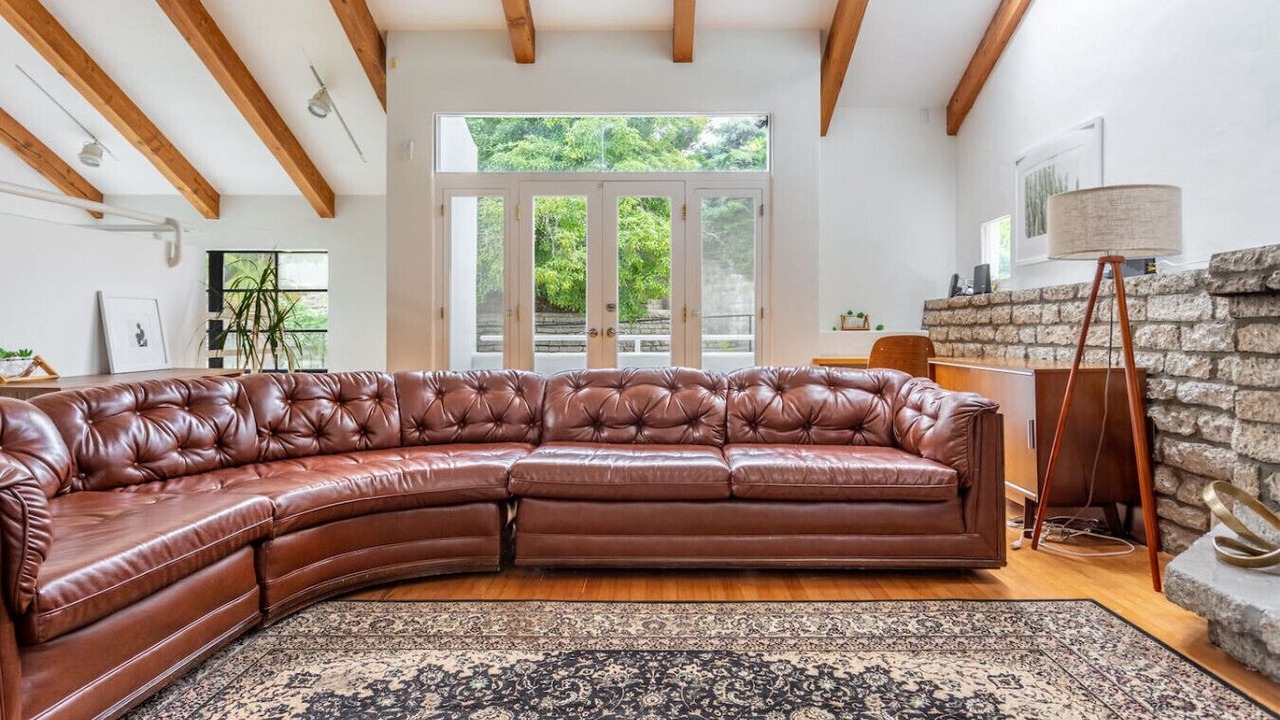 Photo of Livingroom in Sherman Oaks