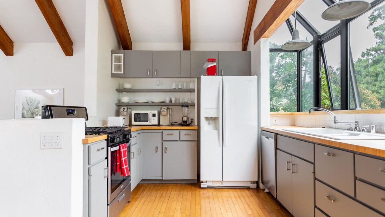 Photo of Kitchen in Sherman Oaks